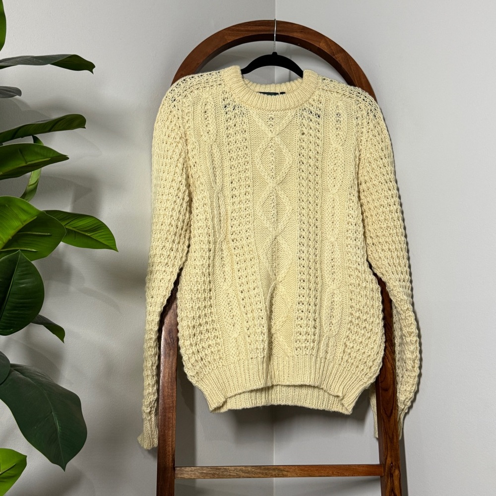 Vintage Gaeltarra MEDIUM Natural Cream Irish Wool Fisherman Hand Crafted Sweater